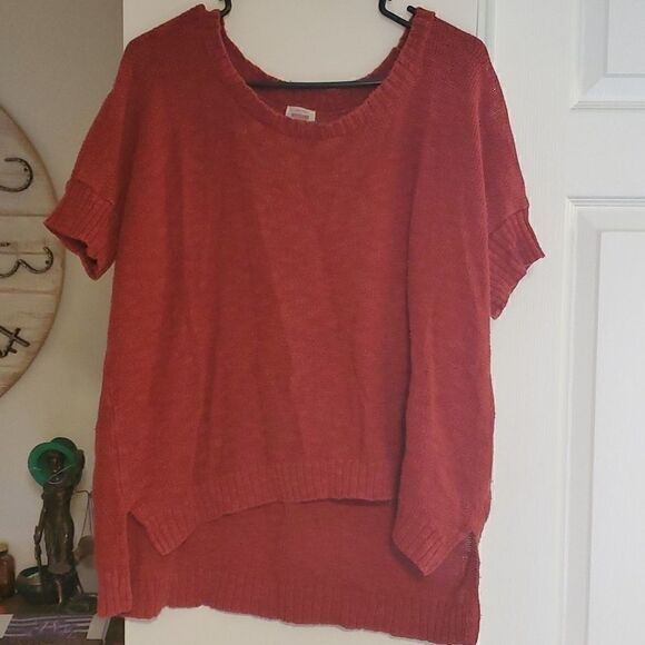 Mossimo pull over short sleeve sweater - Picture 1 of 6